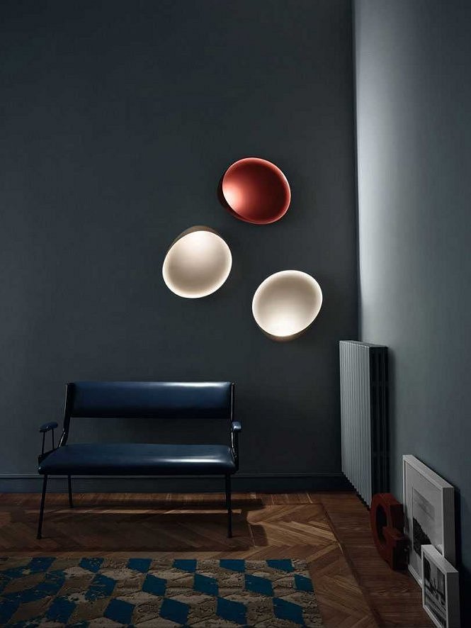 <h3>Lake</h3><br> <h4>Foscarini<br><span style="font-size: 14px">Lampada a parete</span></h4>